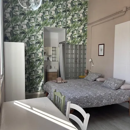Apartament Latasca *
